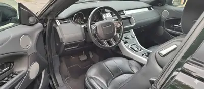 Land Rover Range Rover Evoque Cabriolet — Élégance décapotable, 4x4 polyvalent — Miniature 8