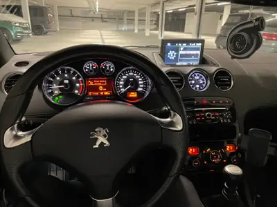 Volvo V60 2014 — Break diesel économique, 190'000 km, sans sinistre — Miniatura 8
