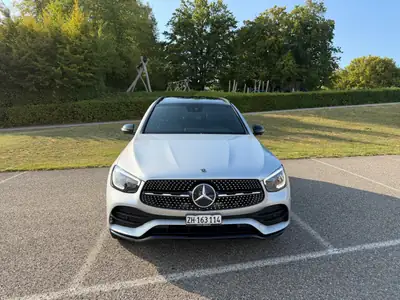 Mercedes-Benz GLC 220 d AMG Line — SUV diesel 4Matic, design premium et puissance maîtrisée — detail