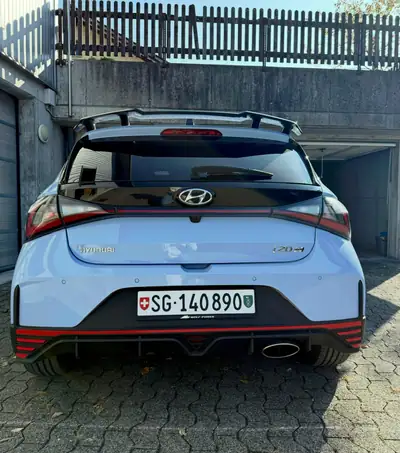Hyundai i20 1.6 T-GDi N — Sportive compacte, 204 ch et très faible kilométrage — vista posteriore