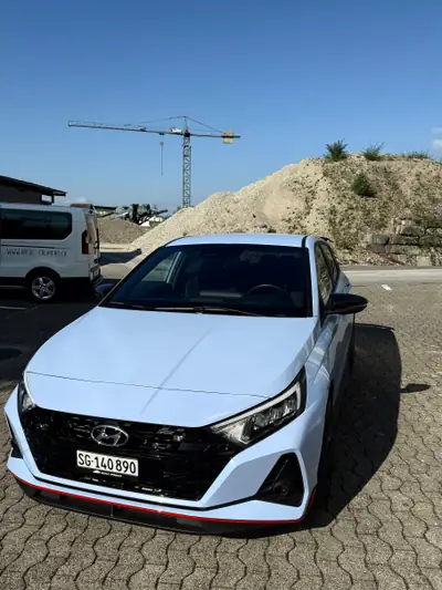 Hyundai i20 1.6 T-GDi N — Sportive compacte, 204 ch et très faible kilométrage — fianco