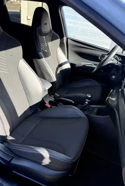 Hyundai i20 1.6 T-GDi N — Sportive compacte, 204 ch et très faible kilométrage — interni
