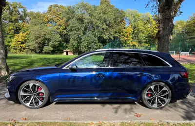 Audi RS4 Avant 2.9 TFSI quattro — Break sportif 450 ch, entretien AMAG garanti 10 ans — intérieur