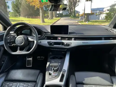Audi RS4 Avant 2.9 TFSI quattro — Break sportif 450 ch, entretien AMAG garanti 10 ans — Miniature 11