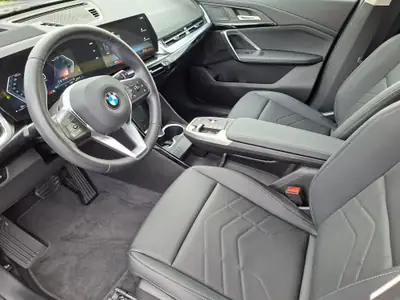BMW X1 sDrive 18i xLine 2025 — SUV compact premiumà faible kilométrage, première main — detail