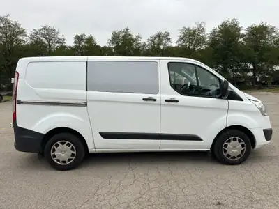 Ford Transit Custom 310 L1H1 — Utilitaire diesel fiable, sans sinistre, prêt au travail — Thumbnail 7
