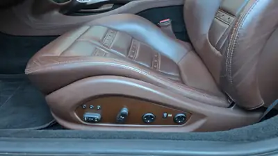 Ferrari California 4.3 V8 — Cabriolet mythique, 460 ch et belle spécification — Thumbnail 9