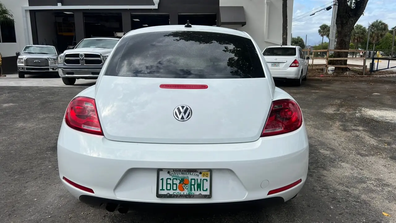 Volkswagen Beetle 2015 occasion Bremgarten — 2