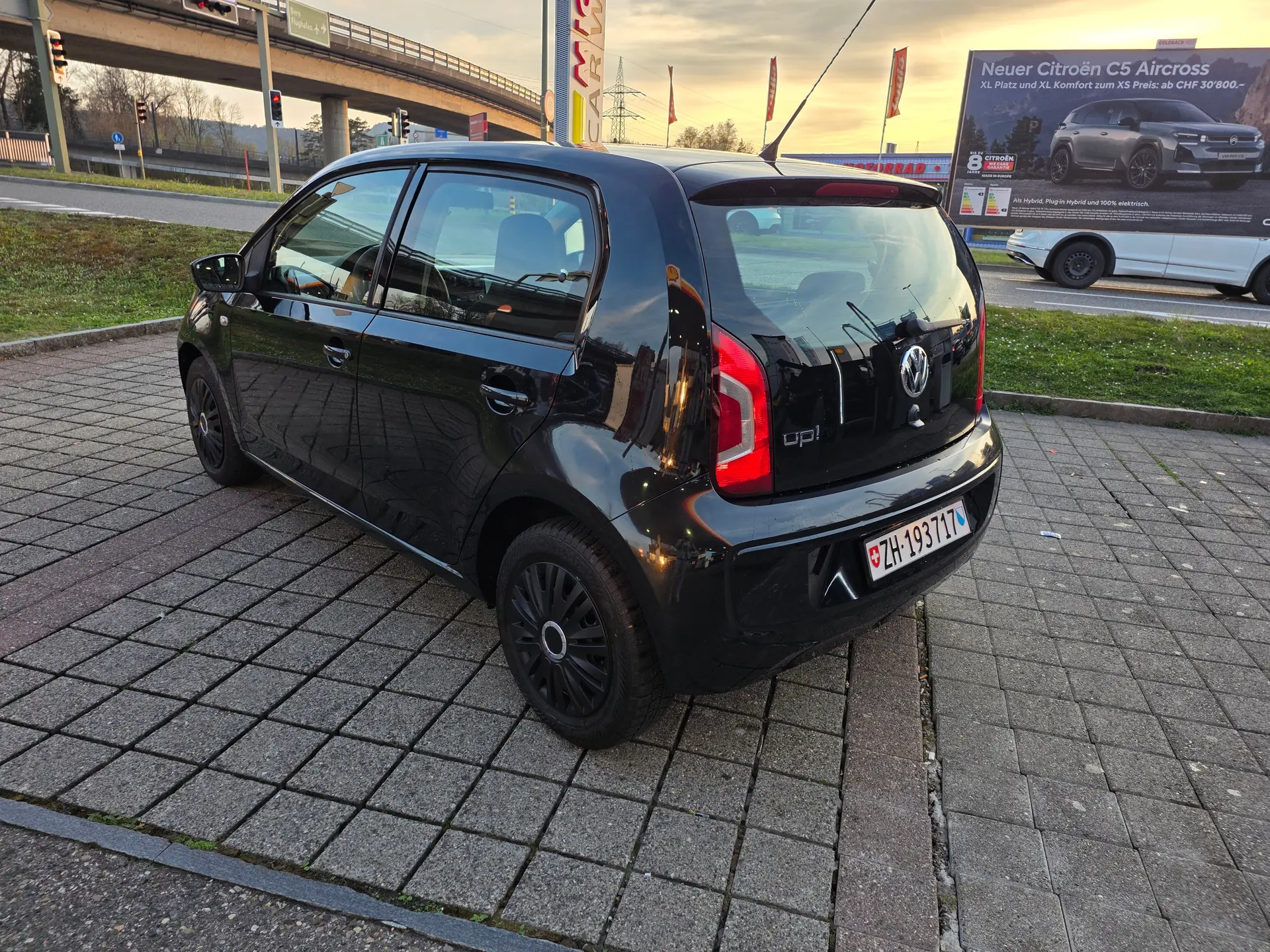Volkswagen Up! 2014 occasion Wallisellen — 3