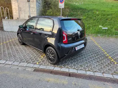 Volkswagen Up — Citadine agile et économe, MFK récent — detail