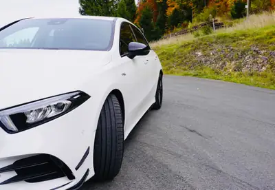 Mercedes-Benz A 35 AMG — 306 ch, 4Matic, entretien Mercedes d'origine — dettaglio