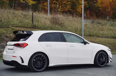 Mercedes-Benz A 35 AMG — 306 ch, 4Matic, entretien Mercedes d'origine — Miniatura 9