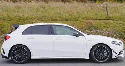 Mercedes-Benz A 35 AMG — 306 ch, 4Matic, entretien Mercedes d'origine — Miniatura 8