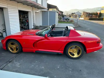 Chrysler Viper RT/10 1994 — Légendaire cabriolet américain, moteur 8.0L atmosphérique — Seitenansicht