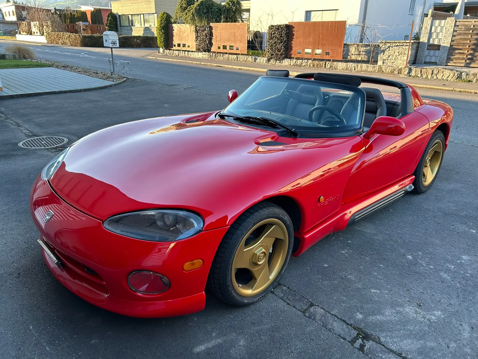 Chrysler Viper RT/10 1994 — Légendaire cabriolet américain, moteur 8.0L atmosphérique — Außenansicht