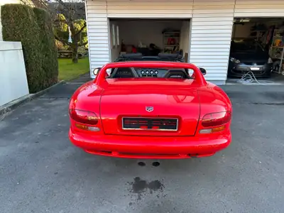 Chrysler Viper RT/10 1994 — Légendaire cabriolet américain, moteur 8.0L atmosphérique — Innenraum