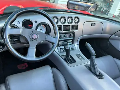 Chrysler Viper RT/10 1994 — Légendaire cabriolet américain, moteur 8.0L atmosphérique — Miniatur 9