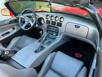 Chrysler Viper RT/10 1994 — Légendaire cabriolet américain, moteur 8.0L atmosphérique — Miniatur 10
