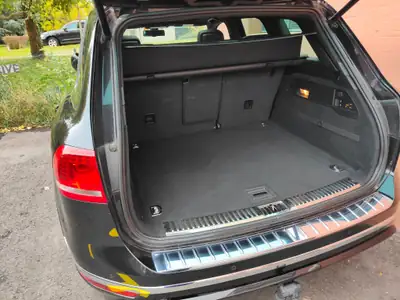 VW Touareg R-Line 3.0 TDI — SUV premium diesel, 106 500 km, sans sinistre — Miniatur 16