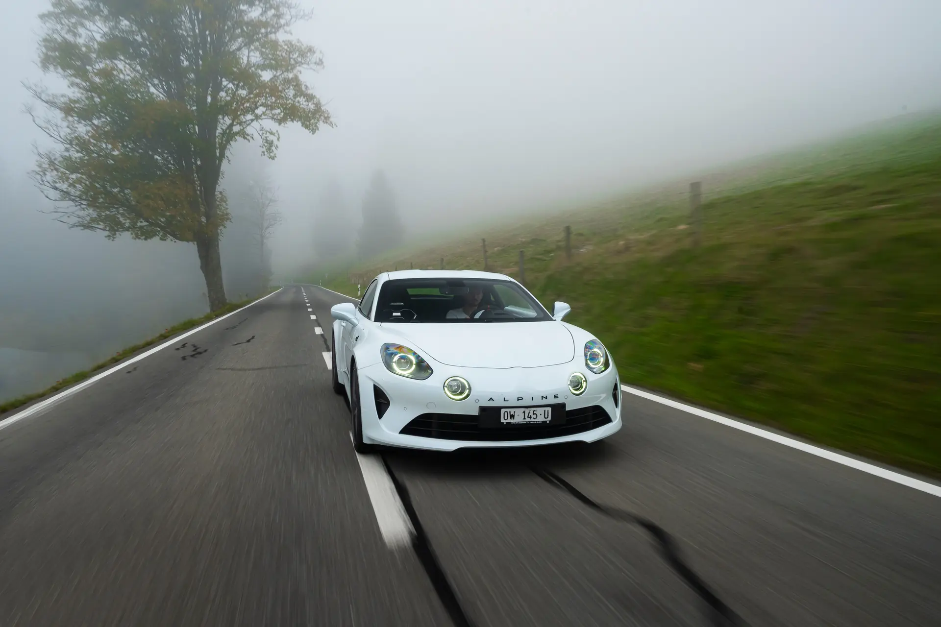 Alpine A110 S 2024 — Le coupé français haute performance, 5000 km seulement