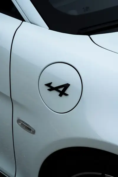 Alpine A110 S 2024 — Le coupé français haute performance, 5000 km seulement — Thumbnail 18