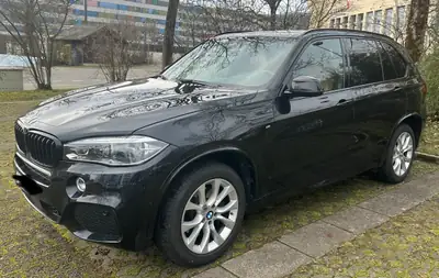 BMW X5 xDrive 35i Pure M Sport — SUV prestige 306 ch, boîte auto, faible kilométrage — fianco
