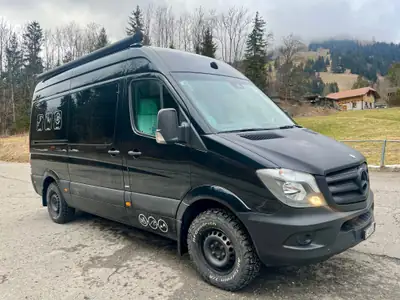 Mercedes-Benz Sprinter 216 BlueTec — Utilitaire premium diesel, 59'000 km seulement — fianco