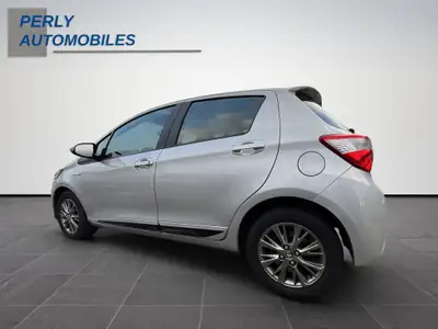 Toyota Yaris 1.5 VVT-i HSD Trend — Hybride économe, 71 000 km, expertisée — intérieur