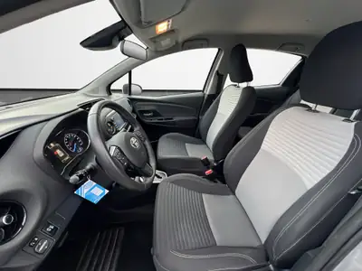 Toyota Yaris 1.5 VVT-i HSD Trend — Hybride économe, 71 000 km, expertisée — Miniature 9