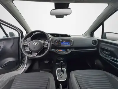 Toyota Yaris 1.5 VVT-i HSD Trend — Hybride économe, 71 000 km, expertisée — Miniature 14