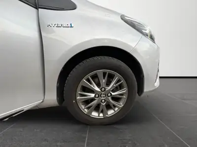 Toyota Yaris 1.5 VVT-i HSD Trend — Hybride économe, 71 000 km, expertisée — Miniature 18