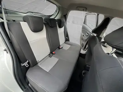 Toyota Yaris 1.5 VVT-i HSD Trend — Hybride économe, 71 000 km, expertisée — Miniature 16