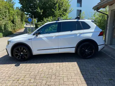 VW Tiguan 2.0 TDI SCR Highline 4Motion — SUV premium 240ch, entretien complet, freins neufs — vista esterna
