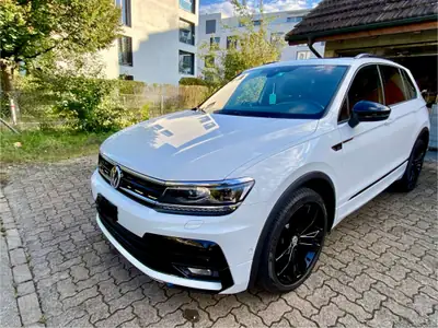 VW Tiguan 2.0 TDI SCR Highline 4Motion — SUV premium 240ch, entretien complet, freins neufs — dettaglio