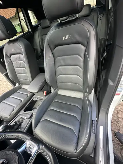 VW Tiguan 2.0 TDI SCR Highline 4Motion — SUV premium 240ch, entretien complet, freins neufs — Miniatura 8