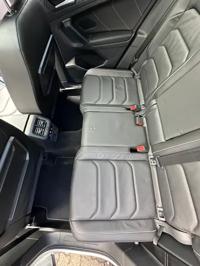 VW Tiguan 2.0 TDI SCR Highline 4Motion — SUV premium 240ch, entretien complet, freins neufs — Miniatura 11