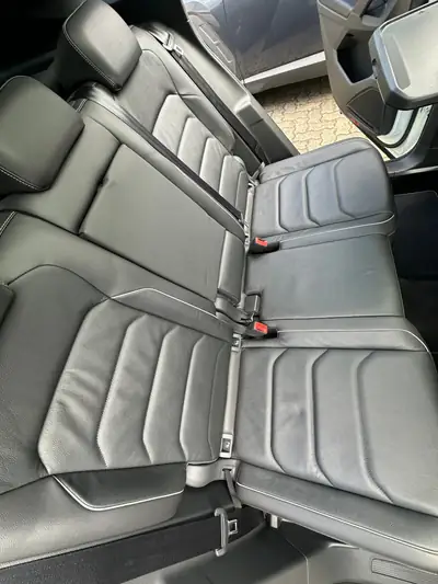 VW Tiguan 2.0 TDI SCR Highline 4Motion — SUV premium 240ch, entretien complet, freins neufs — Miniatura 12