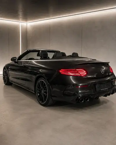 Mercedes-AMG C 43 Cabriolet 4Matic — Décapotable sportive 390 ch, état impeccable — vista posteriore