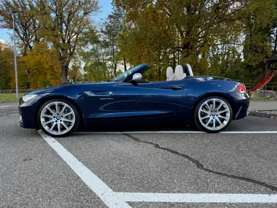 BMW Z4 sDrive35is — Roadster sportif 340 PS, très peu kilométré, impeccable — Armaturenbrett