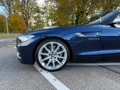 BMW Z4 sDrive35is — Roadster sportif 340 PS, très peu kilométré, impeccable — Miniatur 9