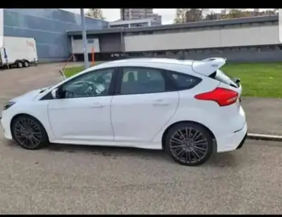 Ford Focus 2.3 EcoBoost RS AWD — Performance 350 ch et traction intégrale, 83'000 km — vue extérieure