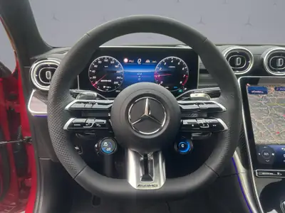 Mercedes-AMG C 43 — Performance hybride et luxe sportif en 4 cylindres turbo — Miniature 12
