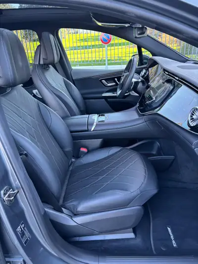 Mercedes-Benz EQE SUV 500 4Matic — Luxe électrique haute puissance, quasi neuf — Miniature 8