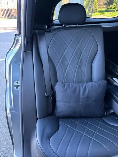 Mercedes-Benz EQE SUV 500 4Matic — Luxe électrique haute puissance, quasi neuf — Miniature 9