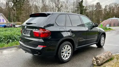 BMW X5 xDrive 35i — SUV premium 7 places, moteur 306 PS et traction intégrale — arrière