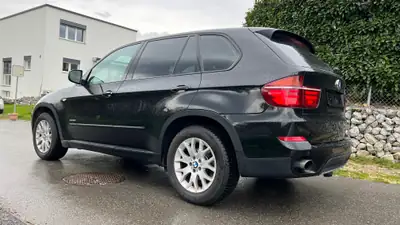 BMW X5 xDrive 35i — SUV premium 7 places, moteur 306 PS et traction intégrale — tableau de bord