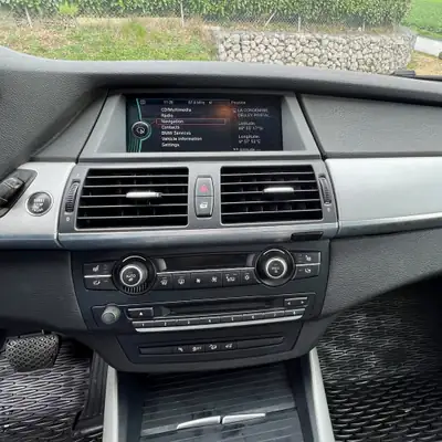 BMW X5 xDrive 35i — SUV premium 7 places, moteur 306 PS et traction intégrale — Miniature 8