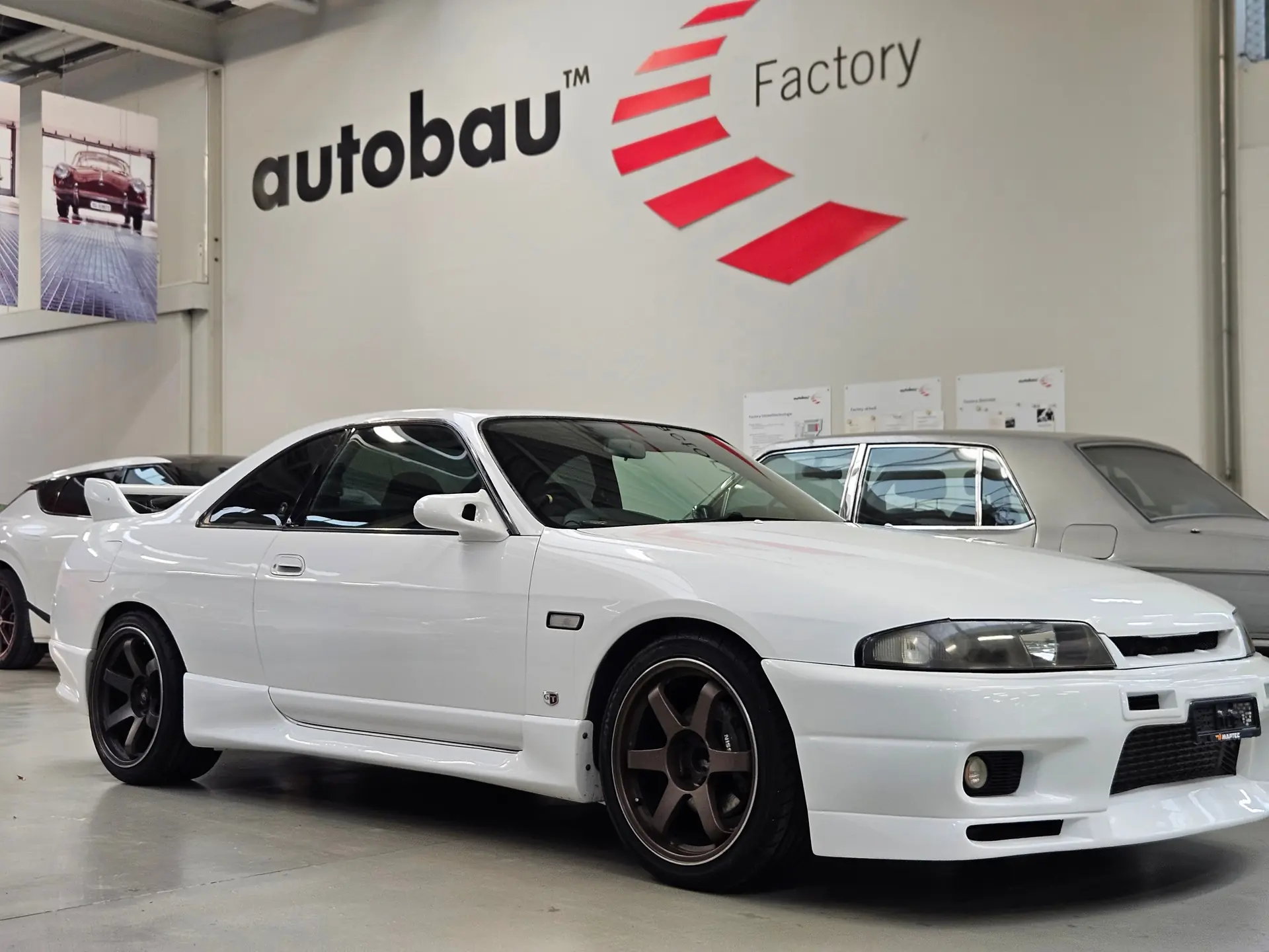 Nissan Skyline GTS-T R33 — Légende JDM avec moteur reconstruit, 250 ch — vue extérieure