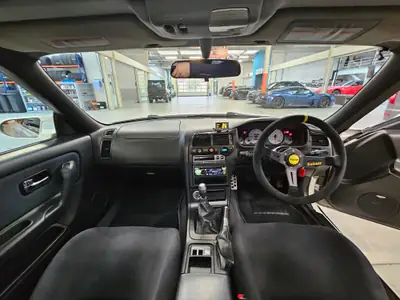 Nissan Skyline GTS-T R33 — Légende JDM avec moteur reconstruit, 250 ch — détail