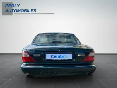 Jaguar XJ 3.2 V8 Executive — Berline de prestige anglaise, 237 ch et histoire certifiée — tableau de bord